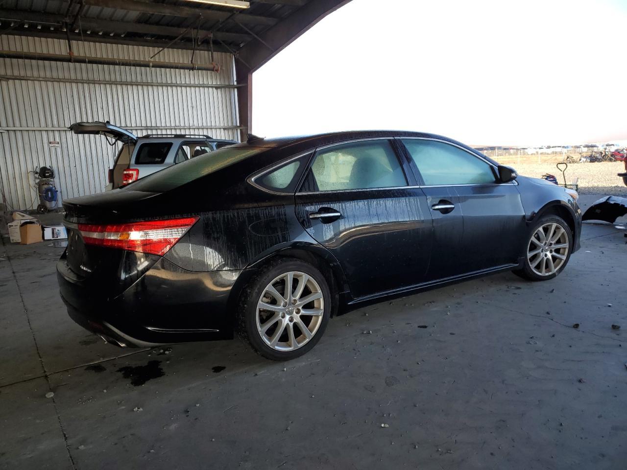 2013 TOYOTA Avalon