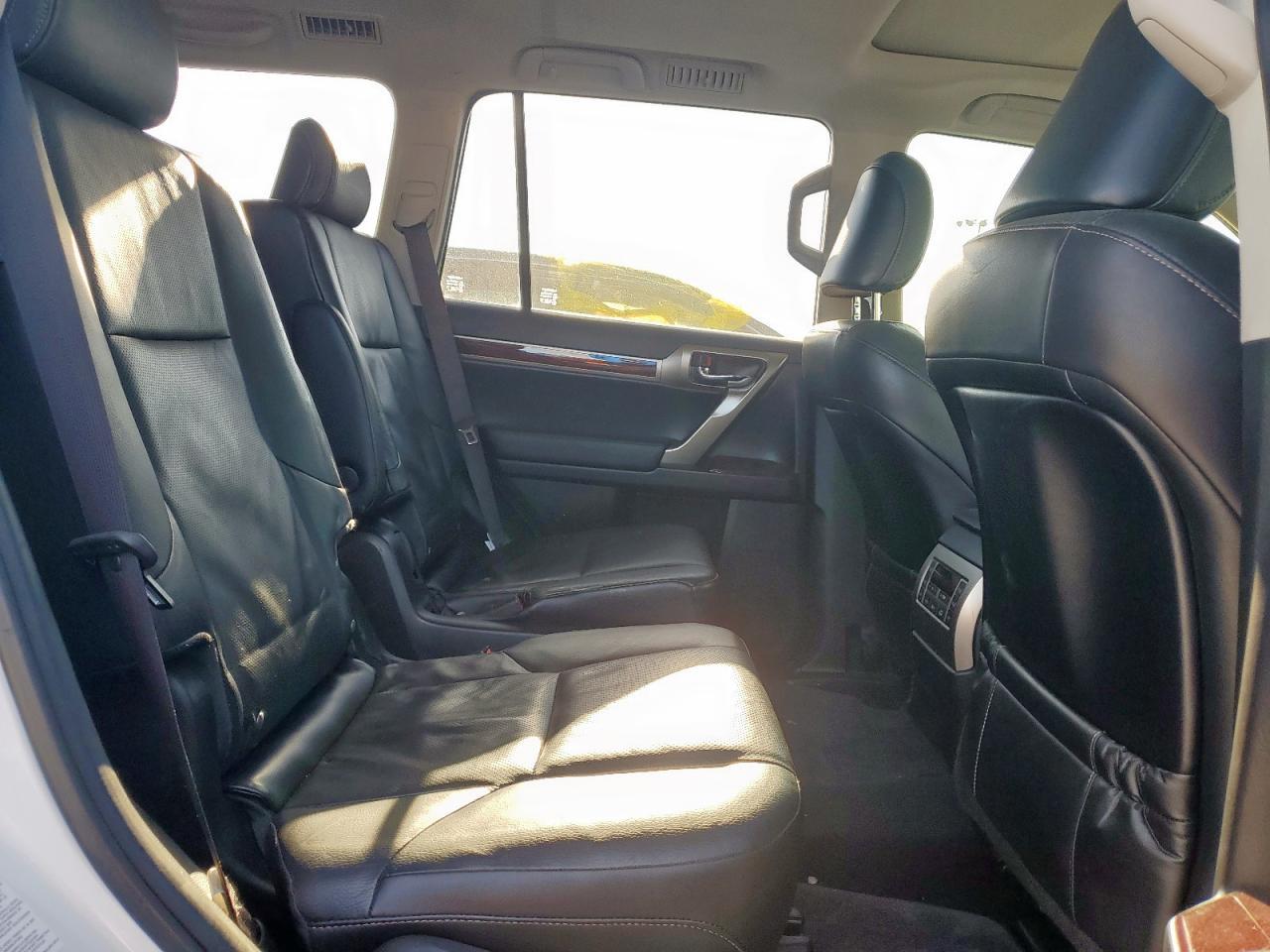 2017 LEXUS GX 460