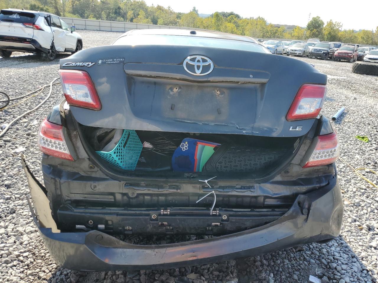 2011 TOYOTA CAMRY