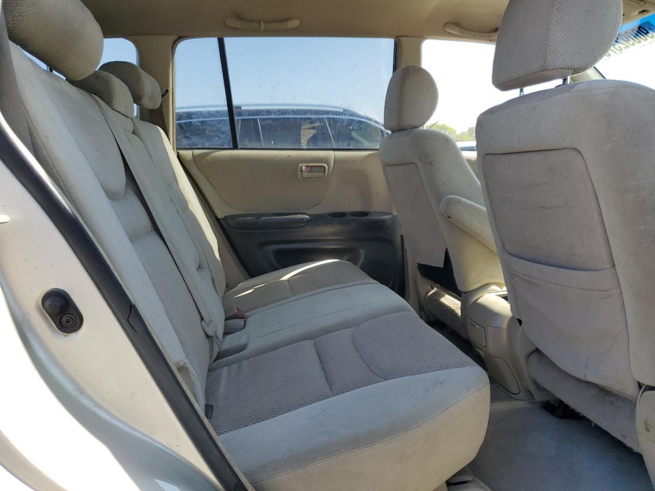2003 TOYOTA HIGHLANDER