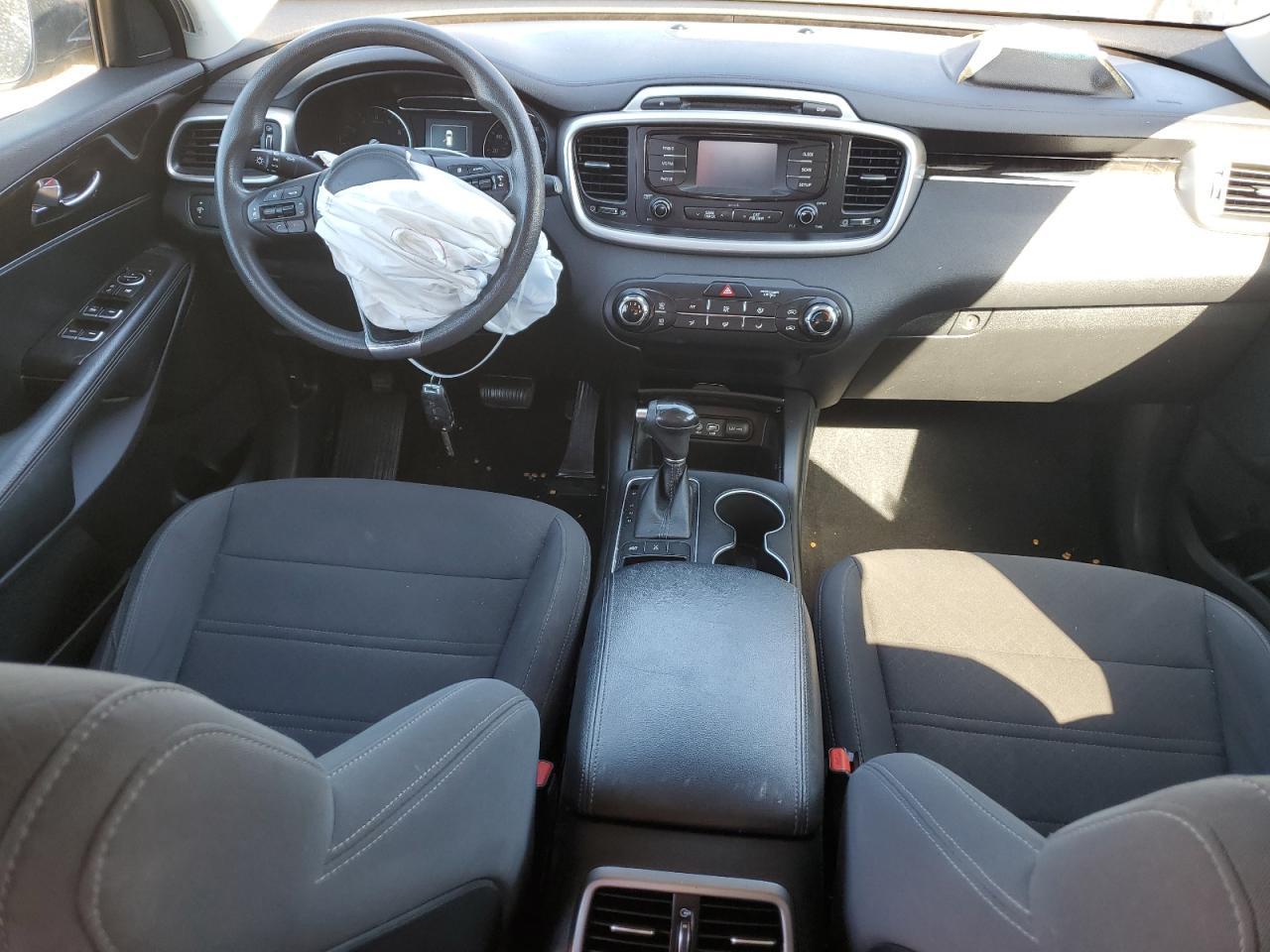 2017 KIA SORENTO