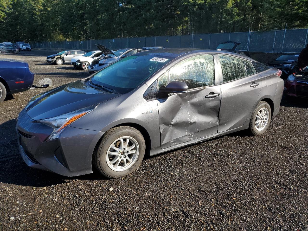 2017 TOYOTA PRIUS