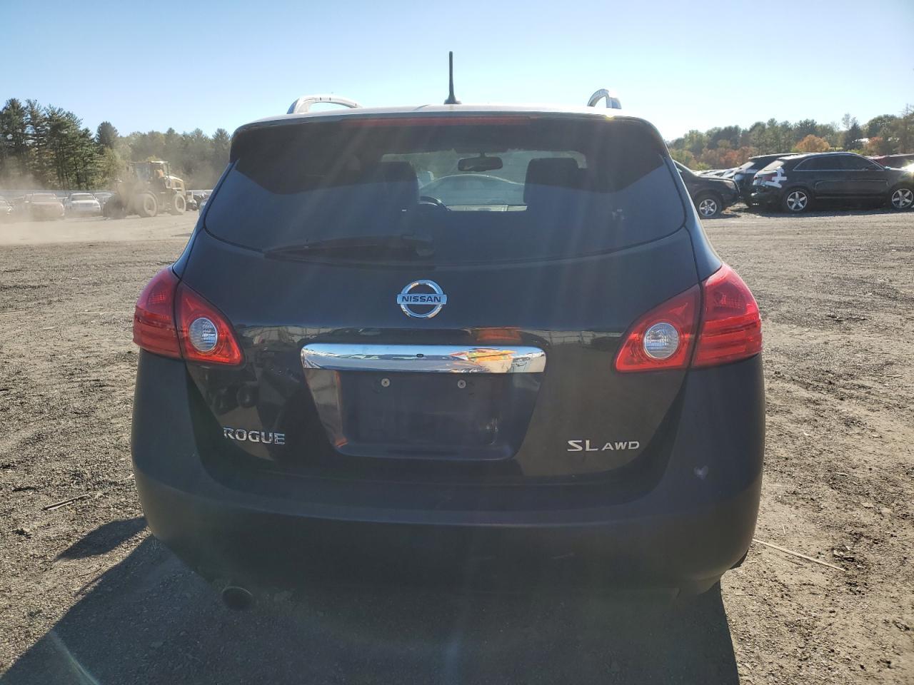 2012 NISSAN ROGUE