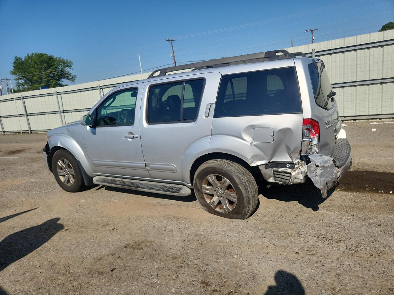2010 NISSAN PATHFINDER