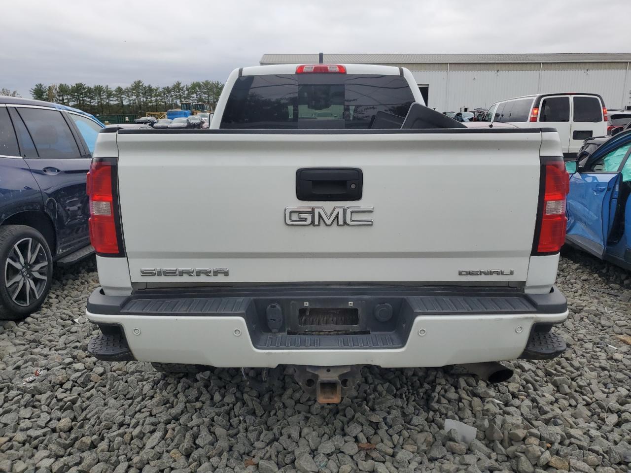 2017 GMC Sierra