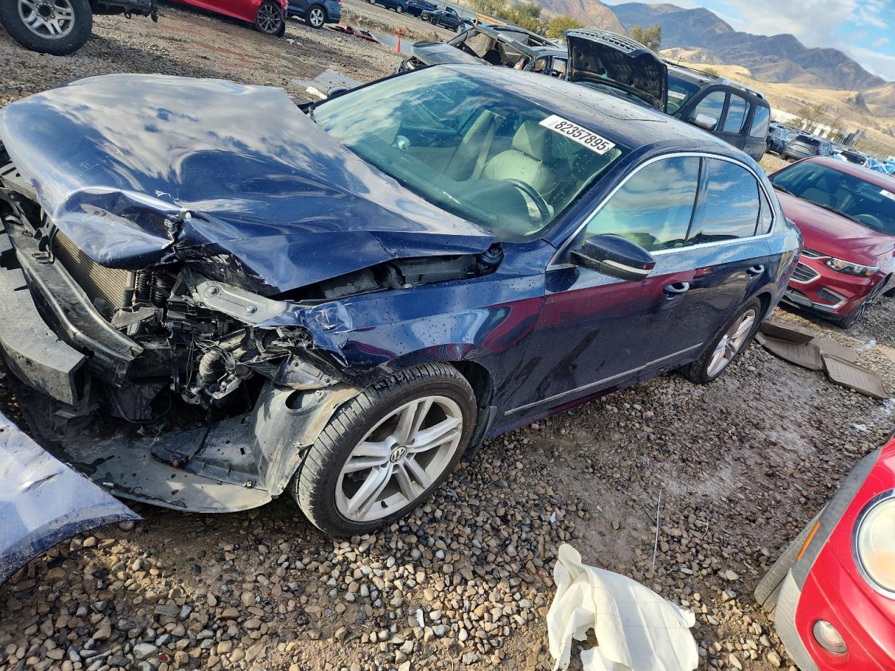 2015 VOLKSWAGEN Passat