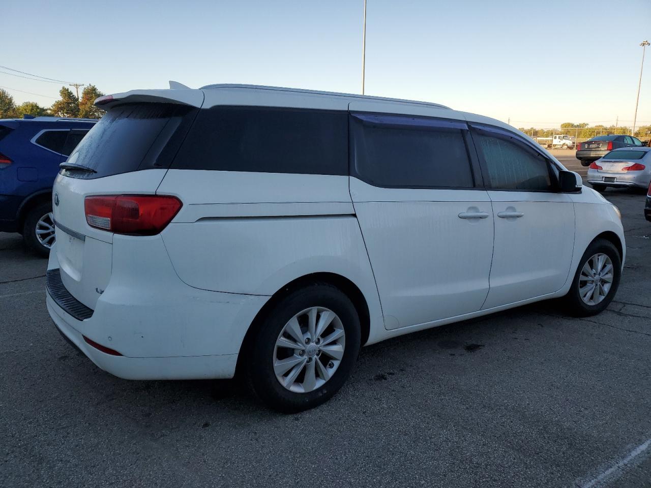 2016 KIA SEDONA