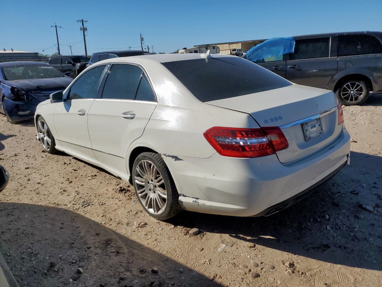 2011 MERCEDES-BENZ E-Class