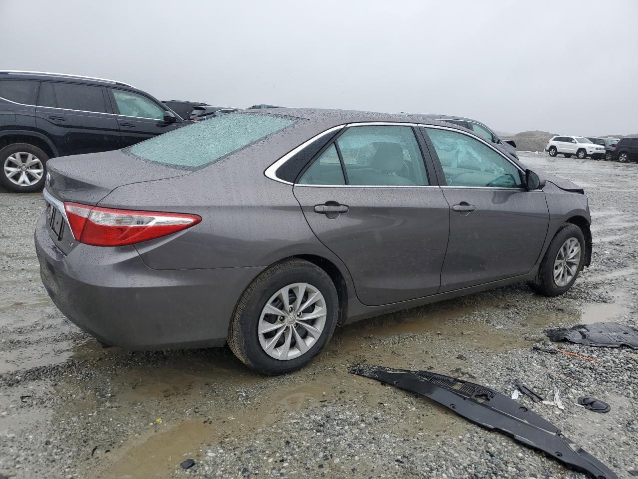 2016 TOYOTA CAMRY