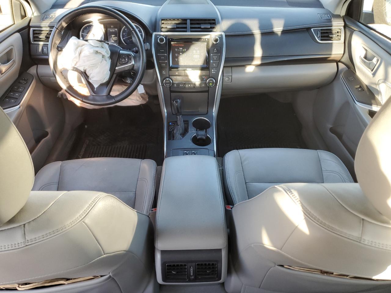 2017 TOYOTA CAMRY