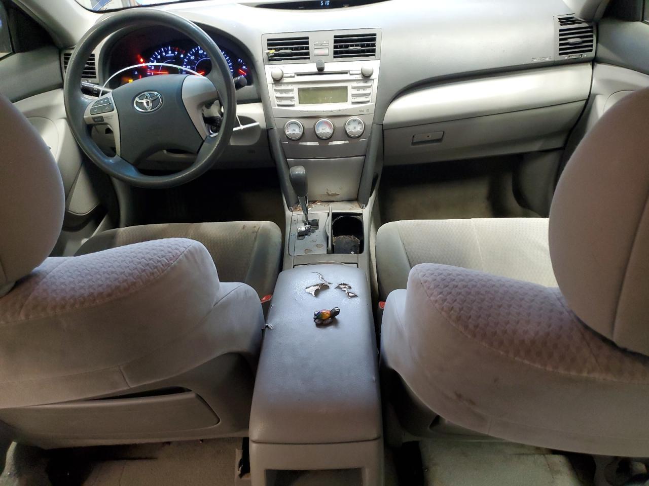 2011 TOYOTA CAMRY
