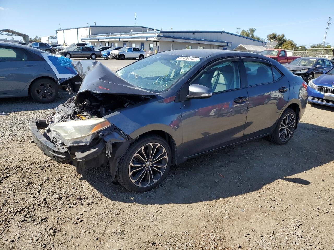 2015 TOYOTA COROLLA