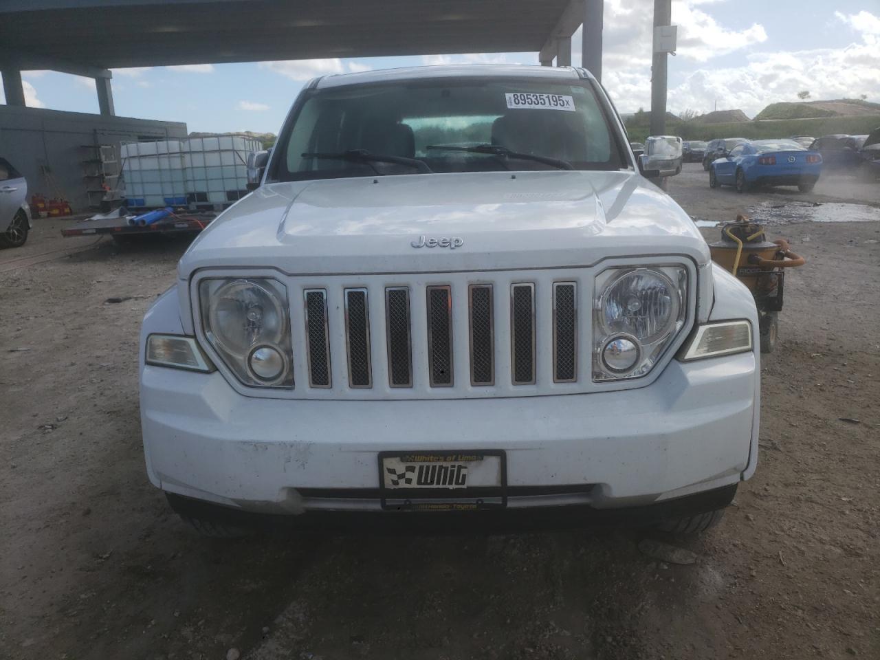 2012 JEEP Liberty