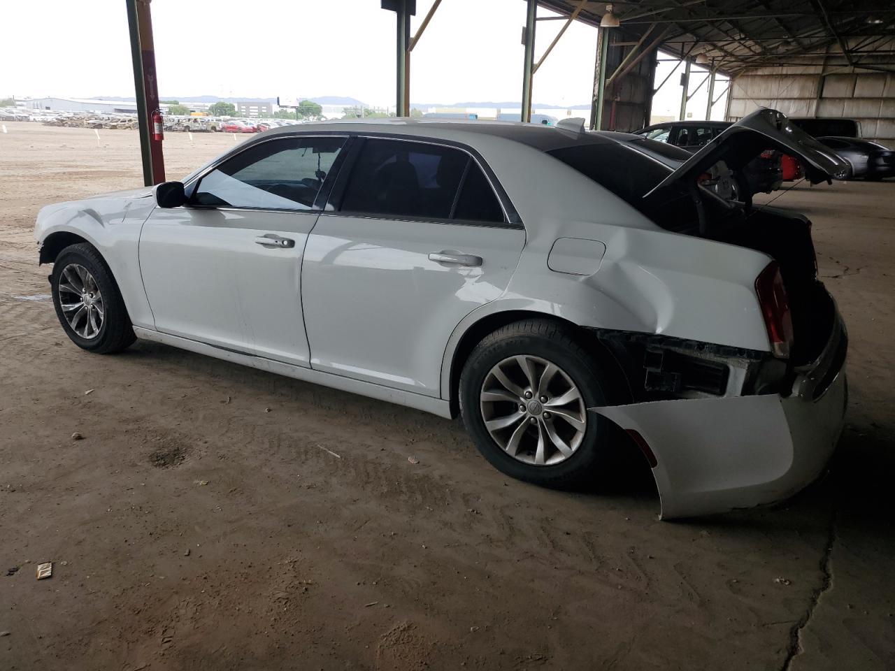 2015 CHRYSLER 300