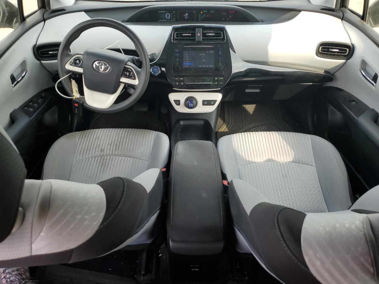 2017 TOYOTA PRIUS