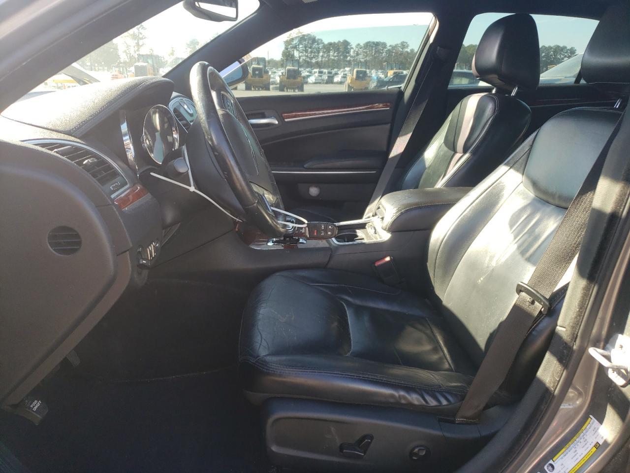 2012 CHRYSLER 300