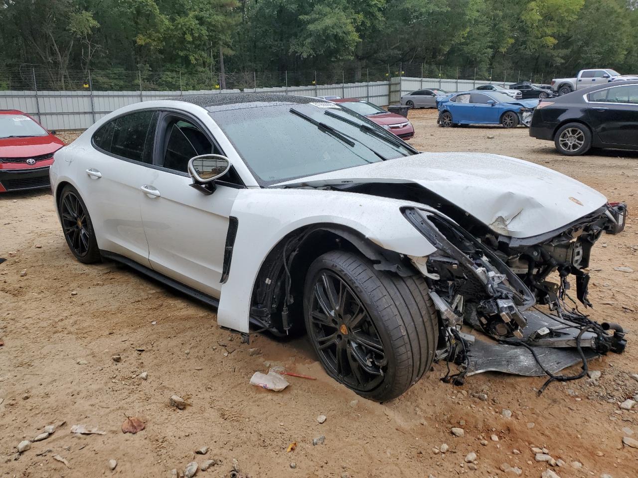 2018 PORSCHE Panamera