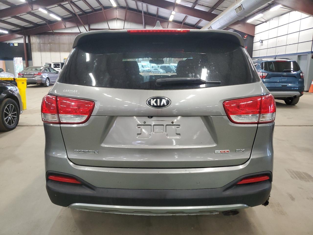 2016 KIA SORENTO