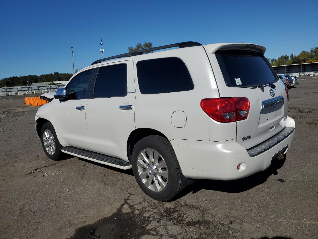 2008 TOYOTA Sequoia