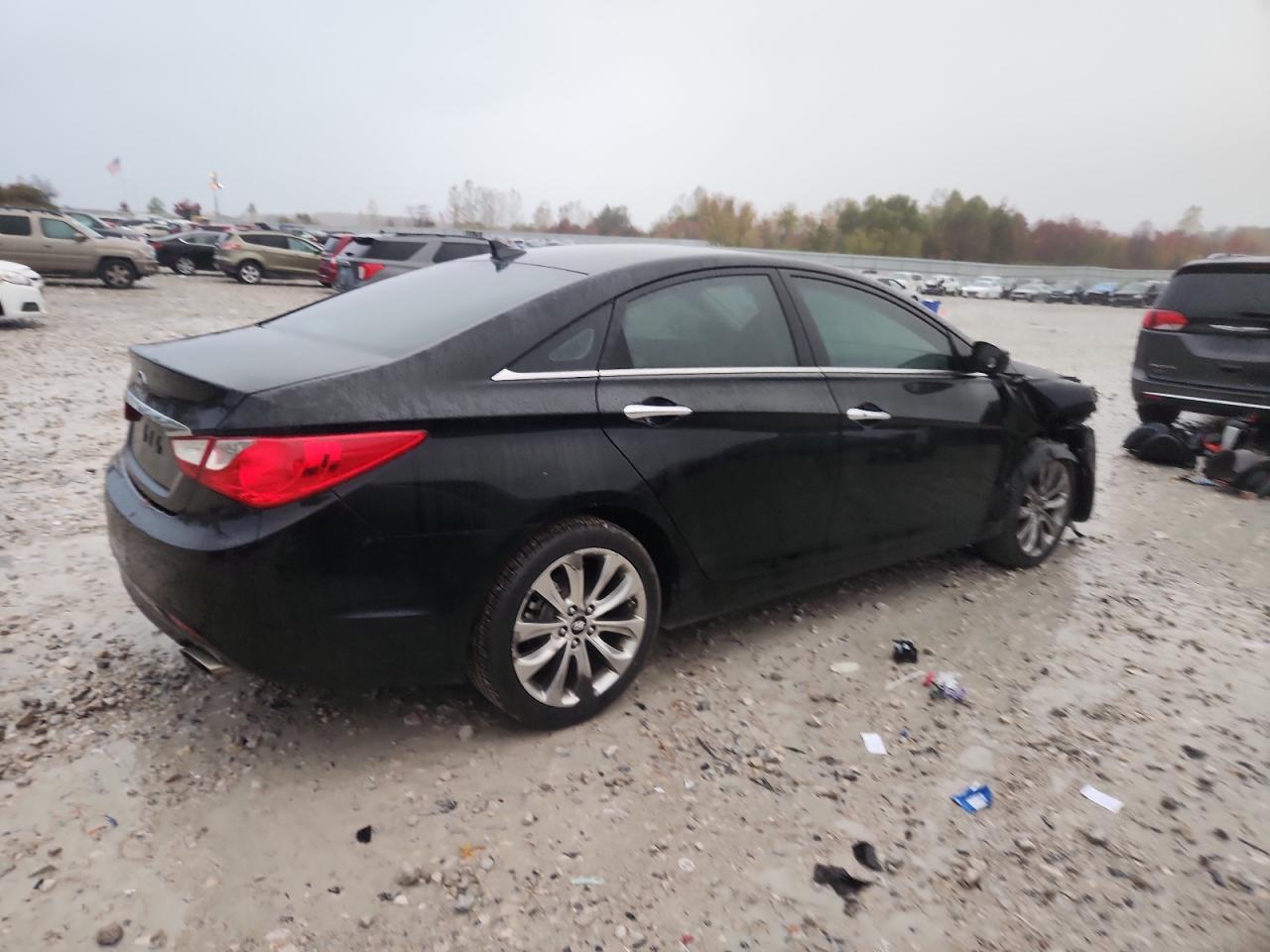 2011 HYUNDAI SONATA