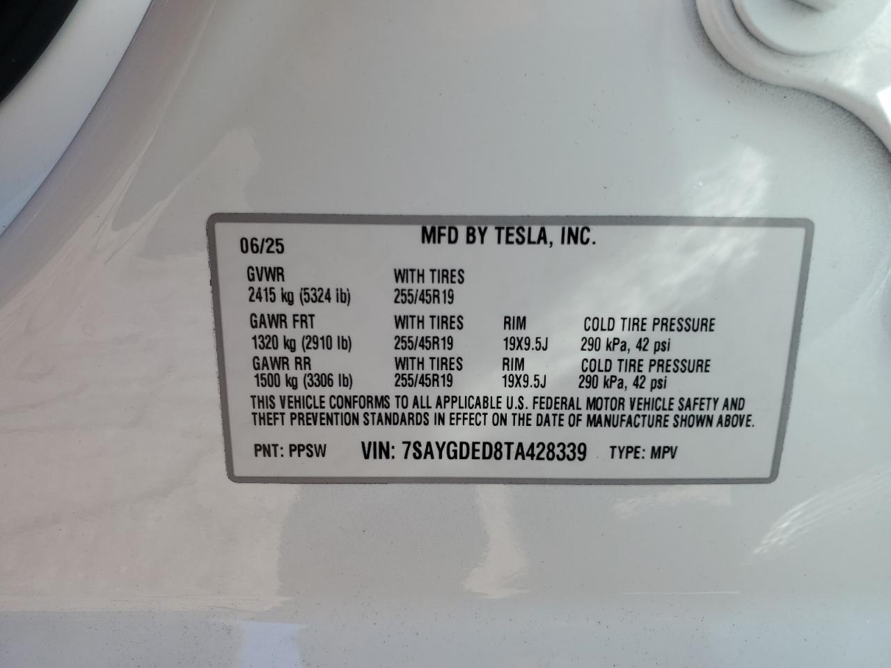2026 TESLA MODEL Y