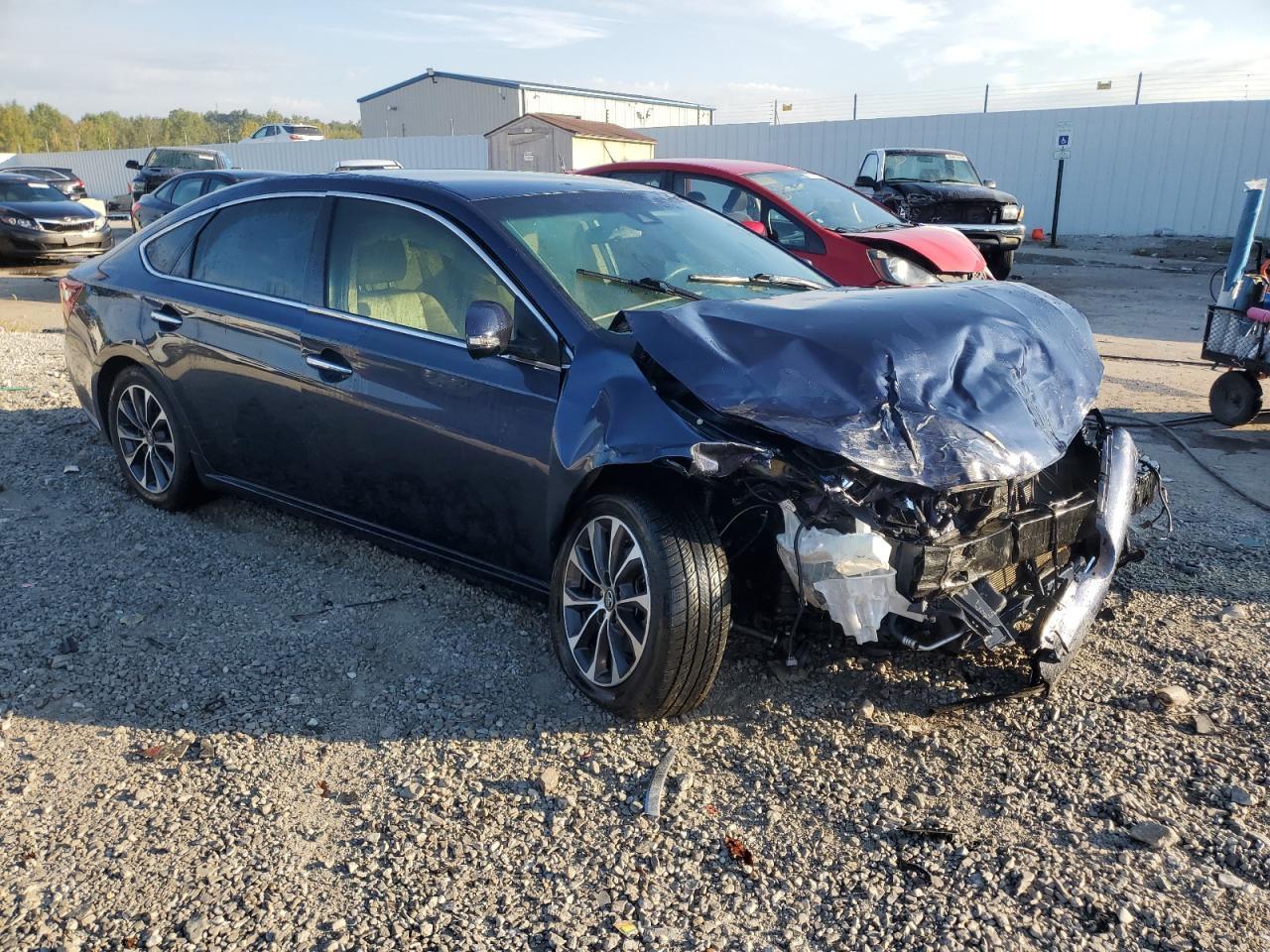2018 TOYOTA Avalon