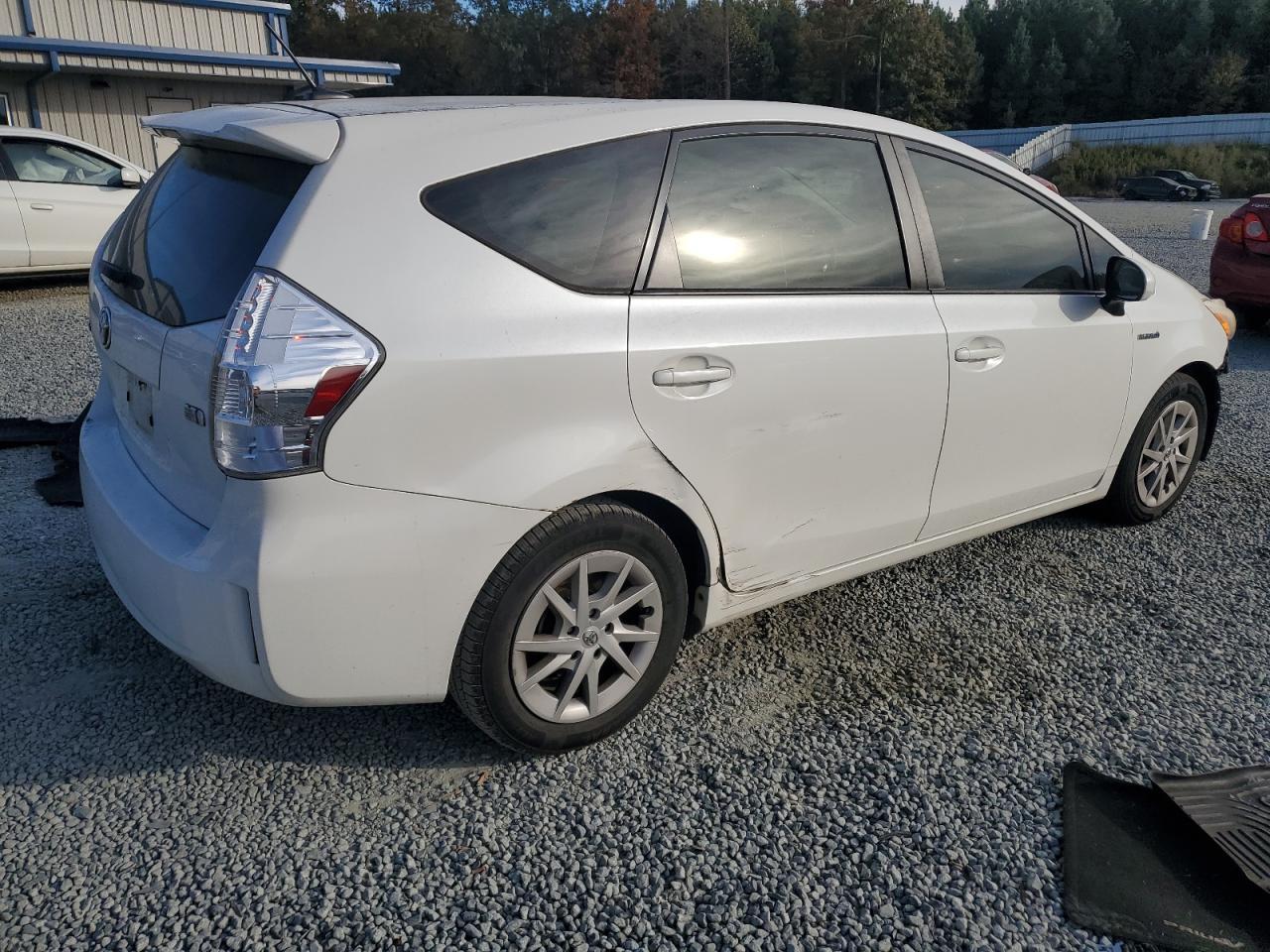 2013 TOYOTA PRIUS V