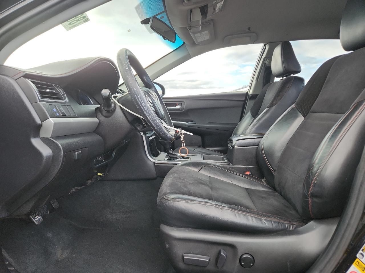 2017 TOYOTA CAMRY