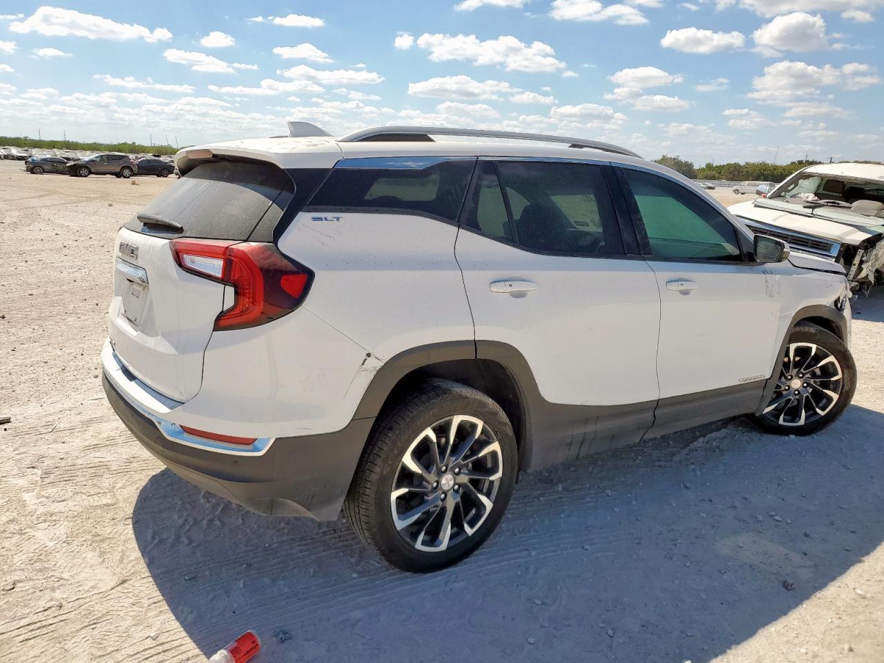 2022 GMC Terrain