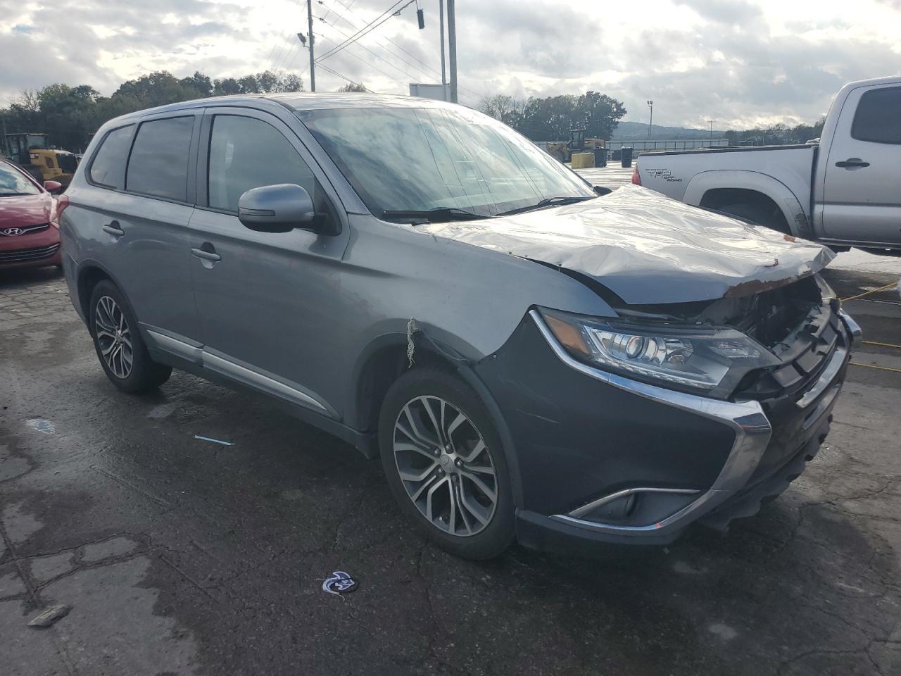 2017 MITSUBISHI outlander