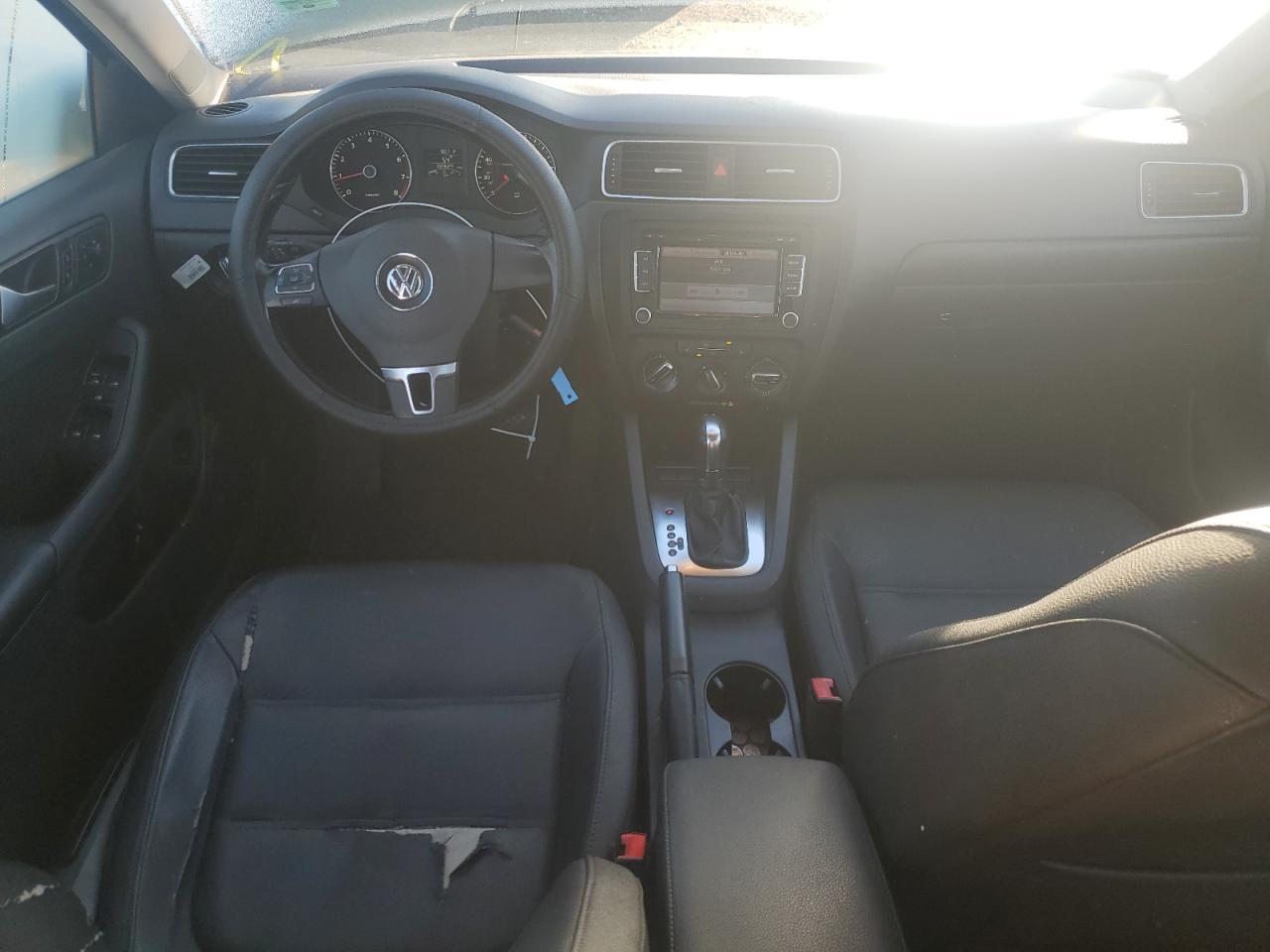 2012 VOLKSWAGEN JETTA