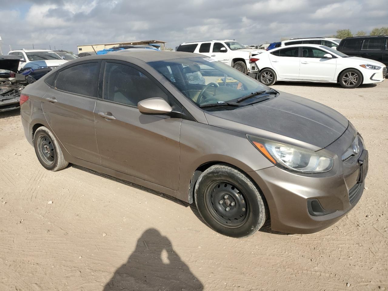 2013 HYUNDAI ACCENT