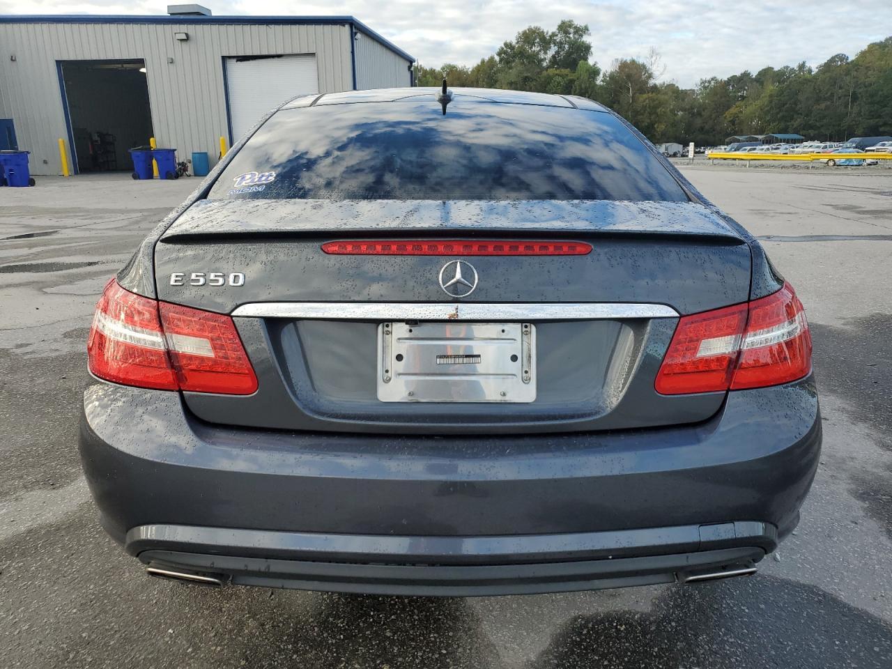 2011 MERCEDES-BENZ E-Class