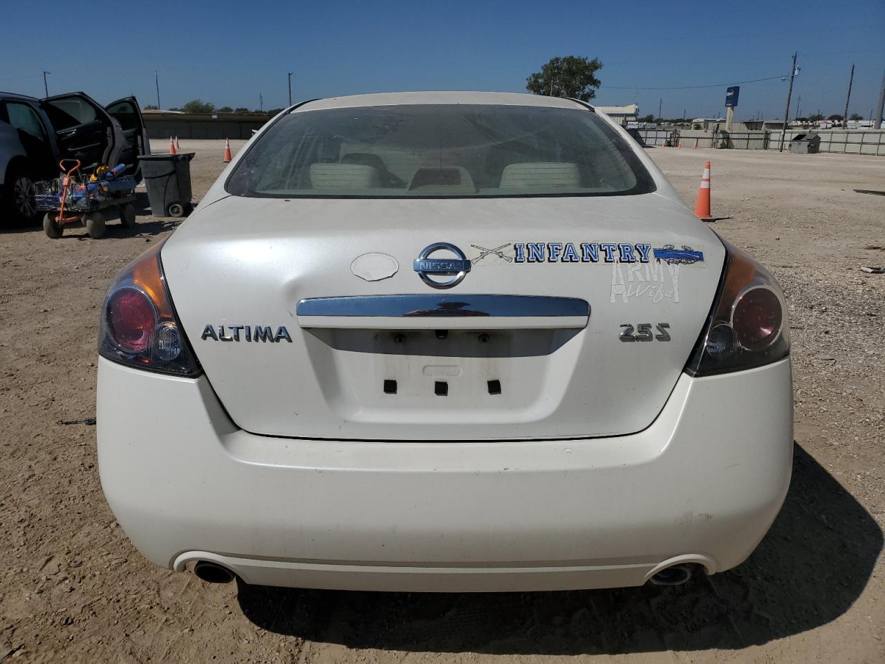 2009 NISSAN ALTIMA