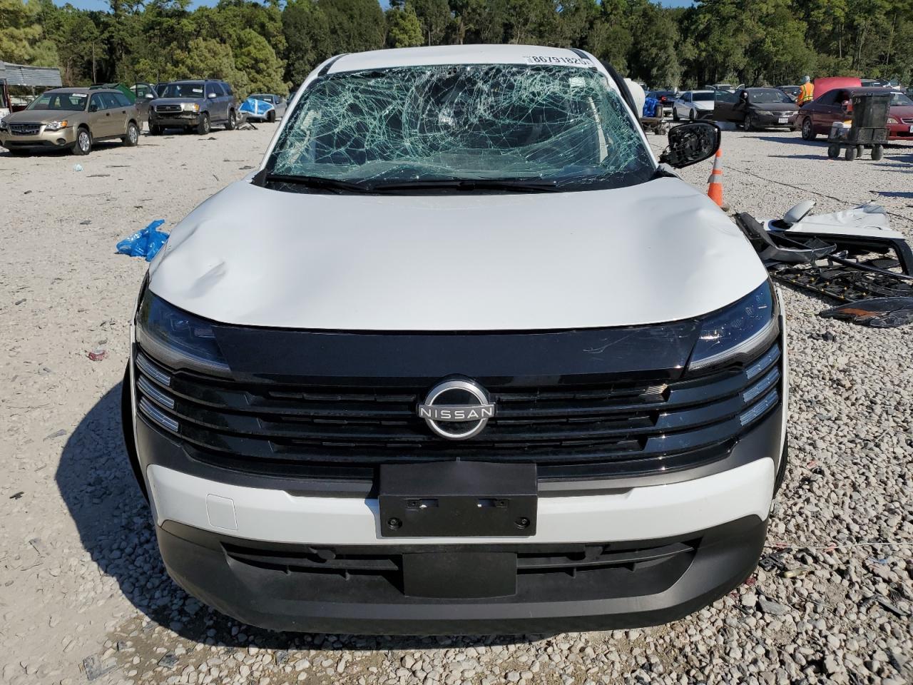 2025 NISSAN KICKS