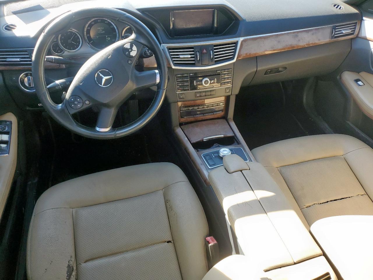 2011 MERCEDES-BENZ E-Class
