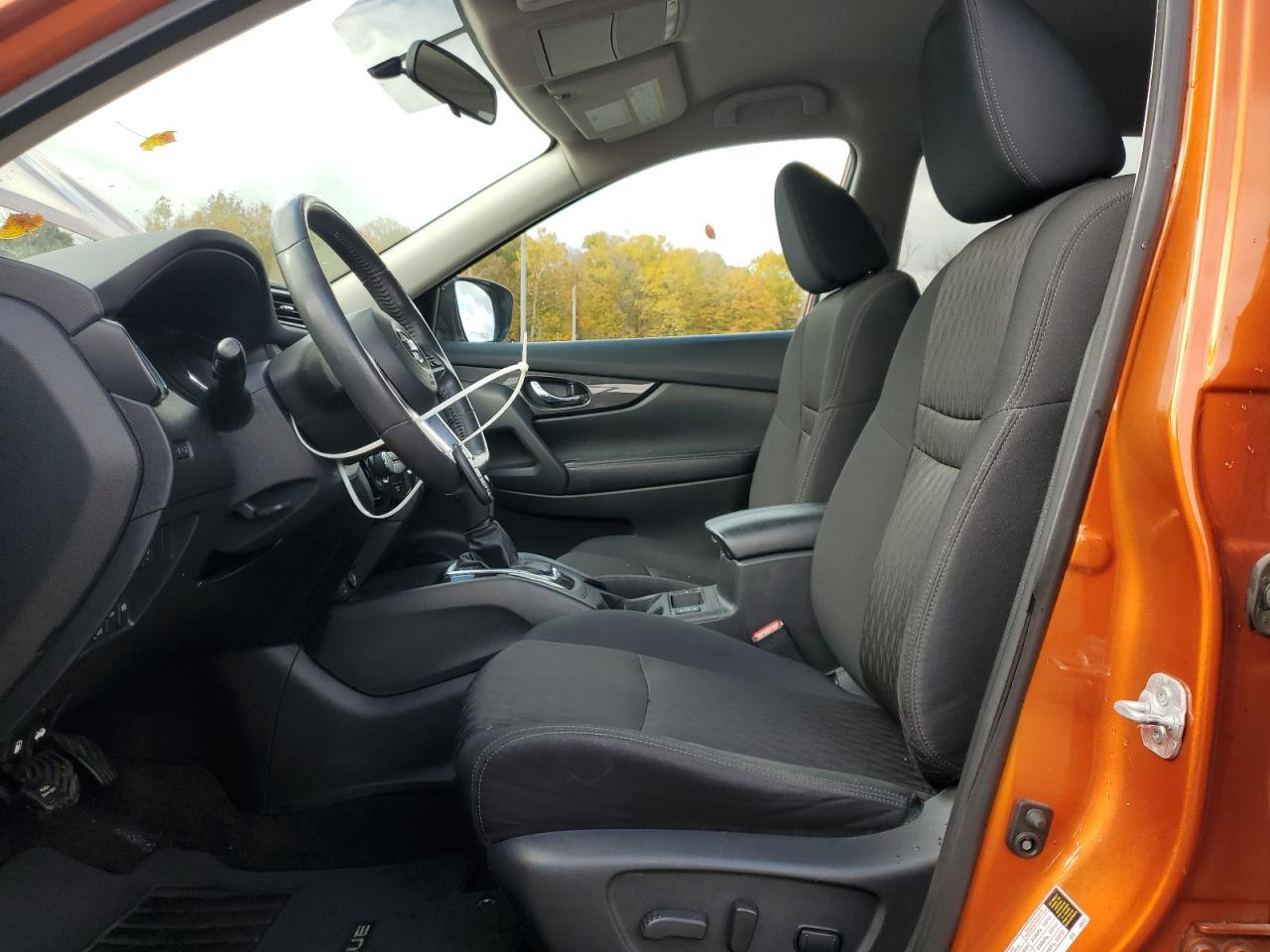 2017 NISSAN ROGUE