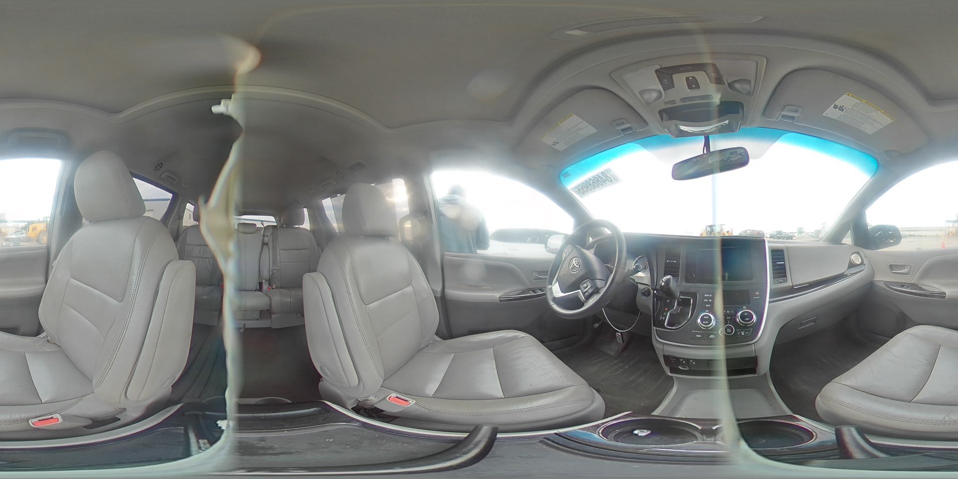2015 TOYOTA SIENNA