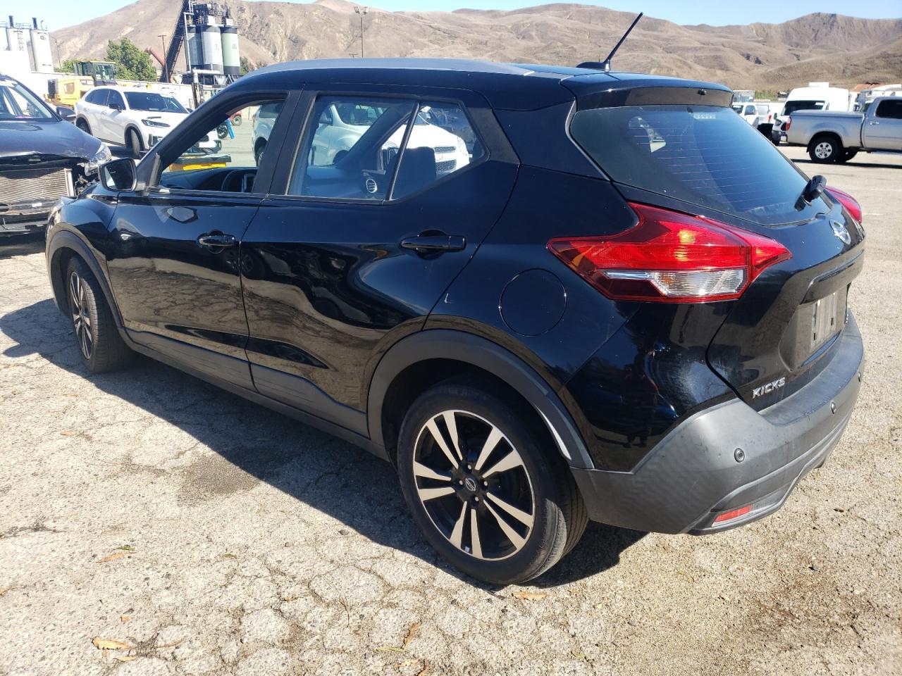 2020 NISSAN KICKS