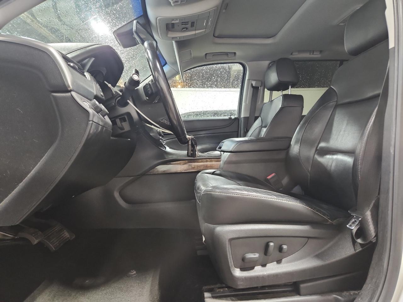 2018 CHEVROLET Suburban