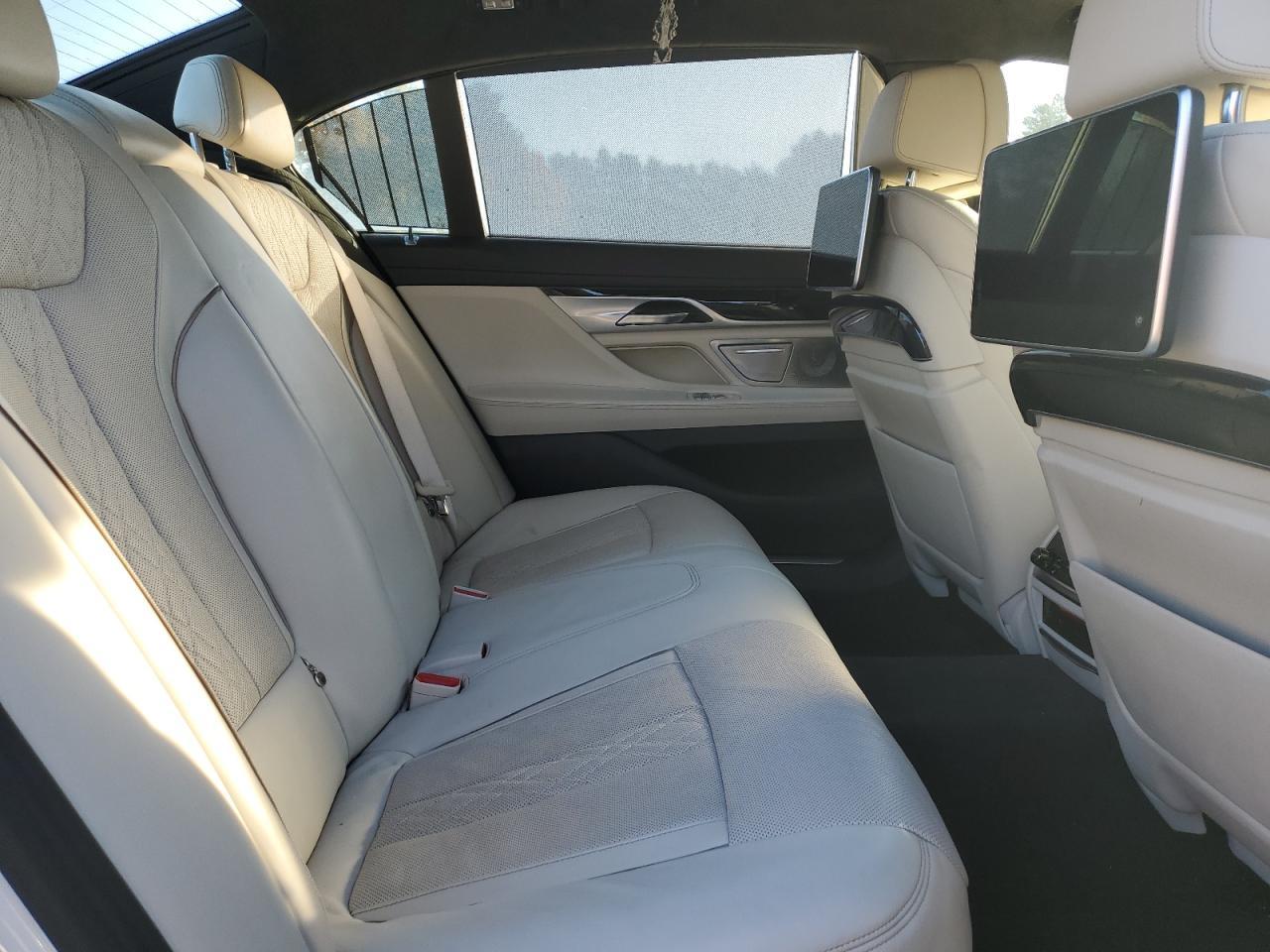 2017 BMW 7 series