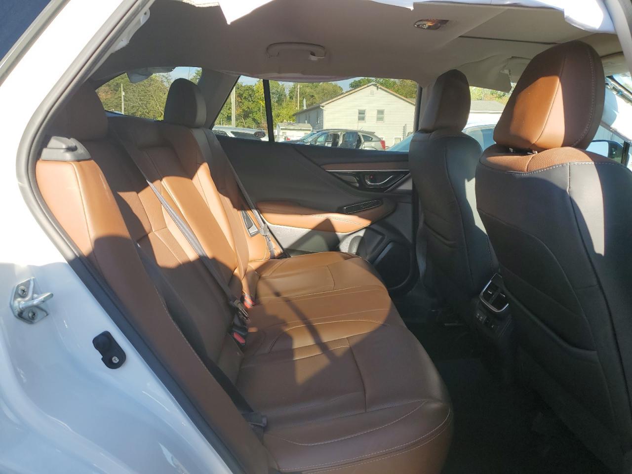 2022 SUBARU Outback