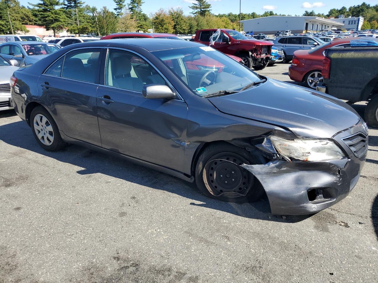 2011 TOYOTA CAMRY