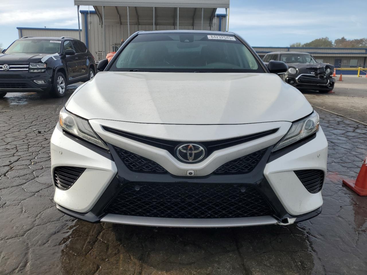 2019 TOYOTA CAMRY