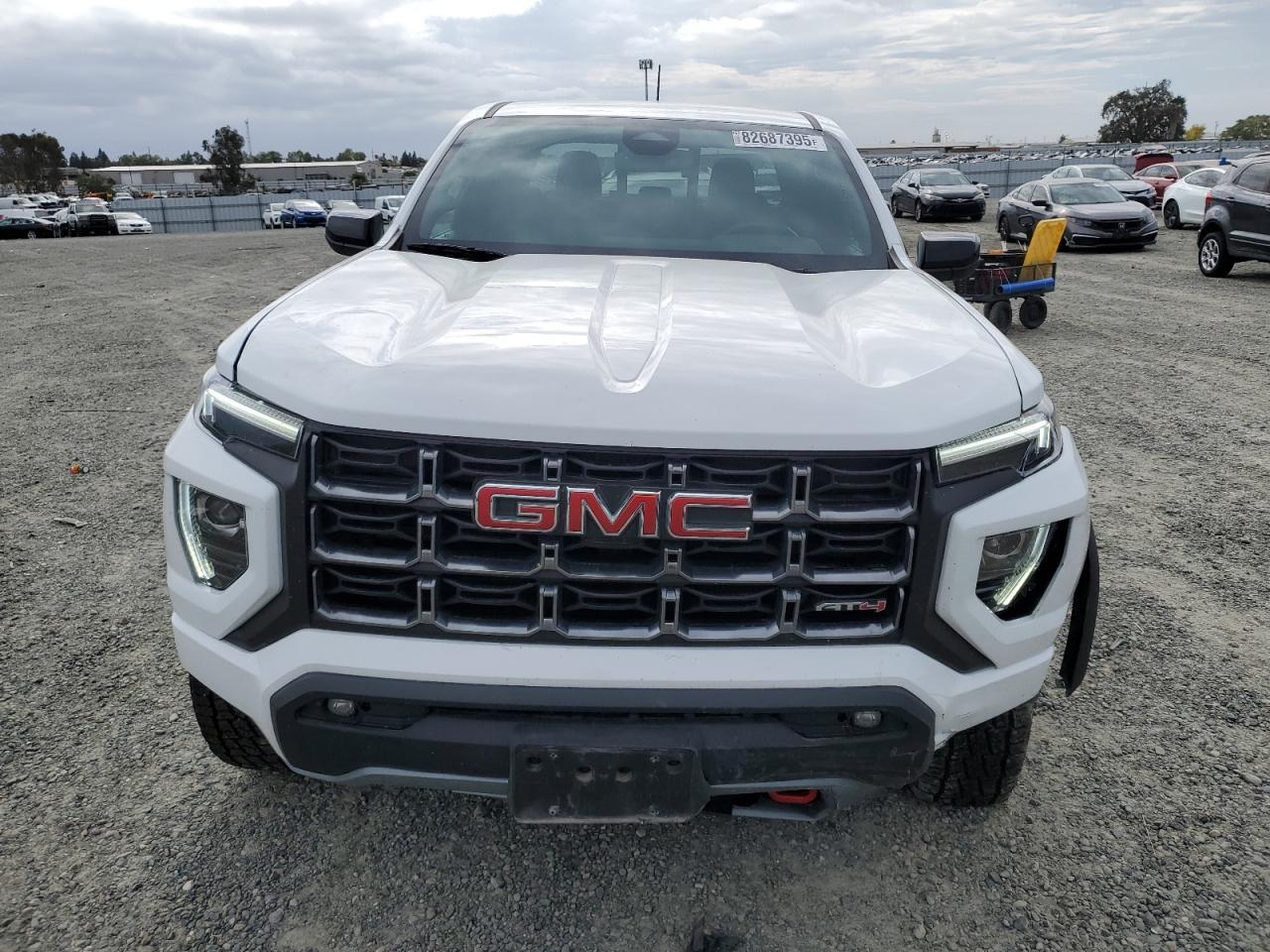 2023 GMC CANYON