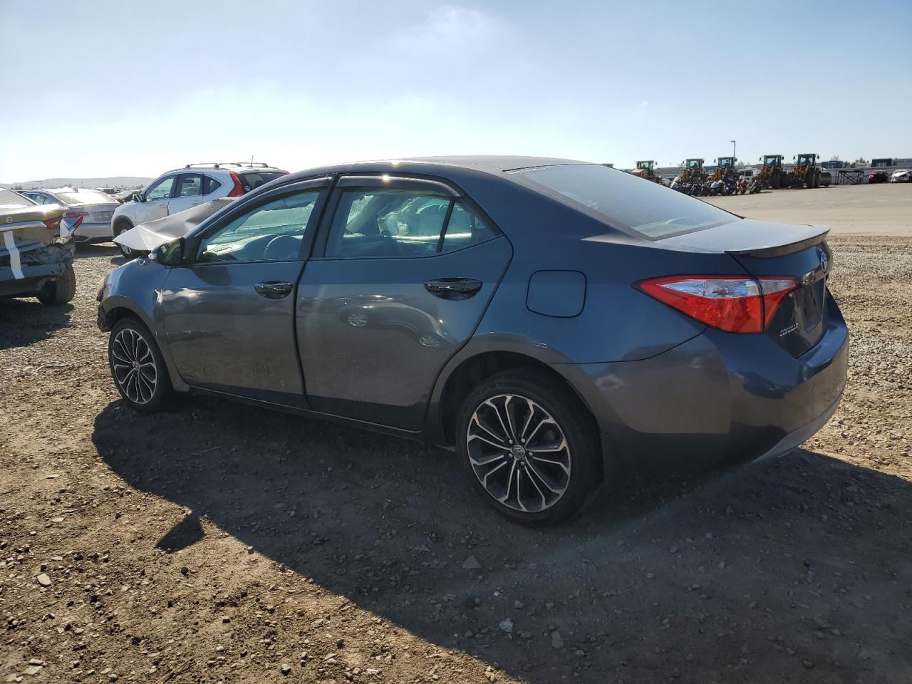 2015 TOYOTA COROLLA