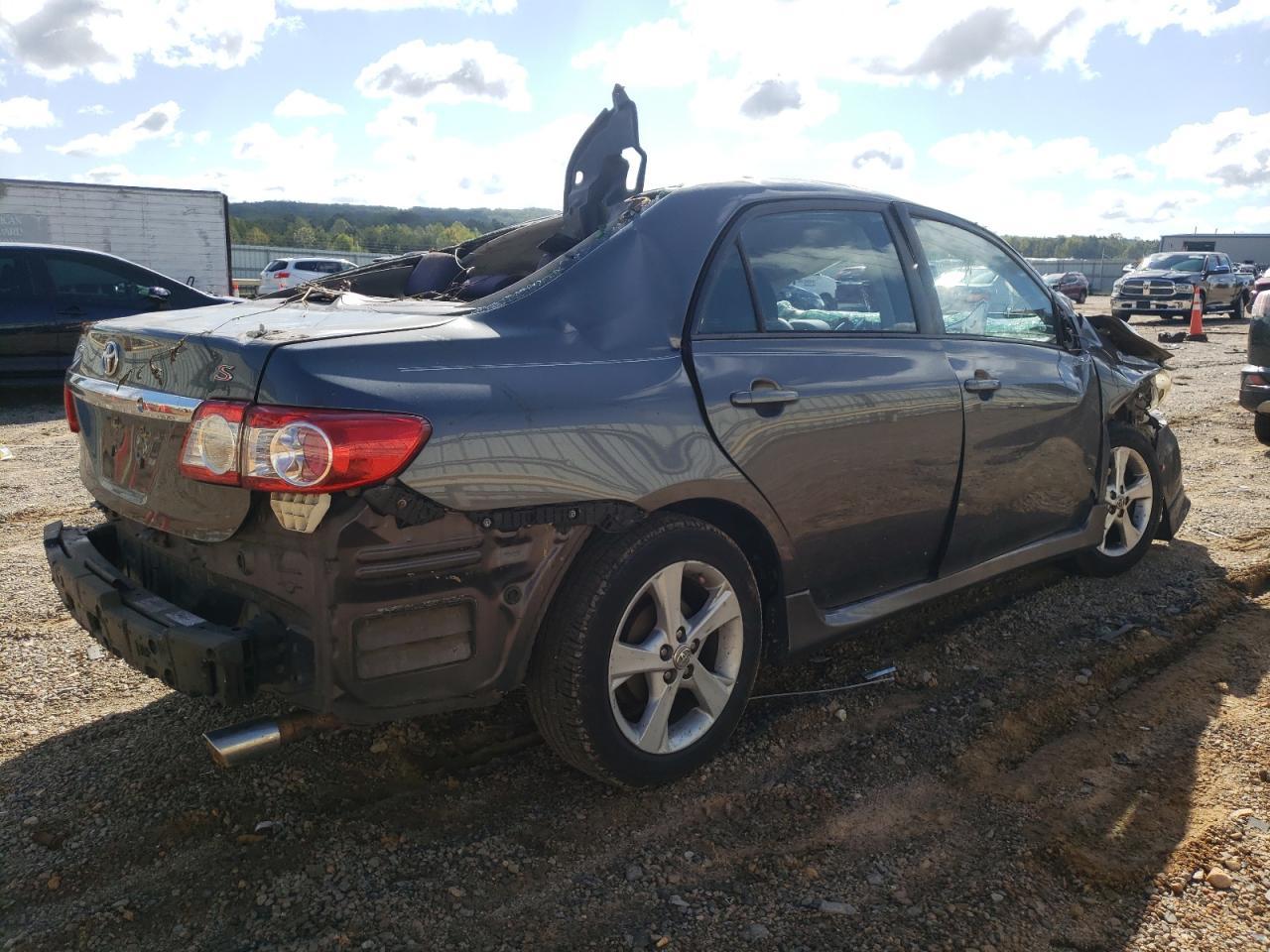 2013 TOYOTA COROLLA