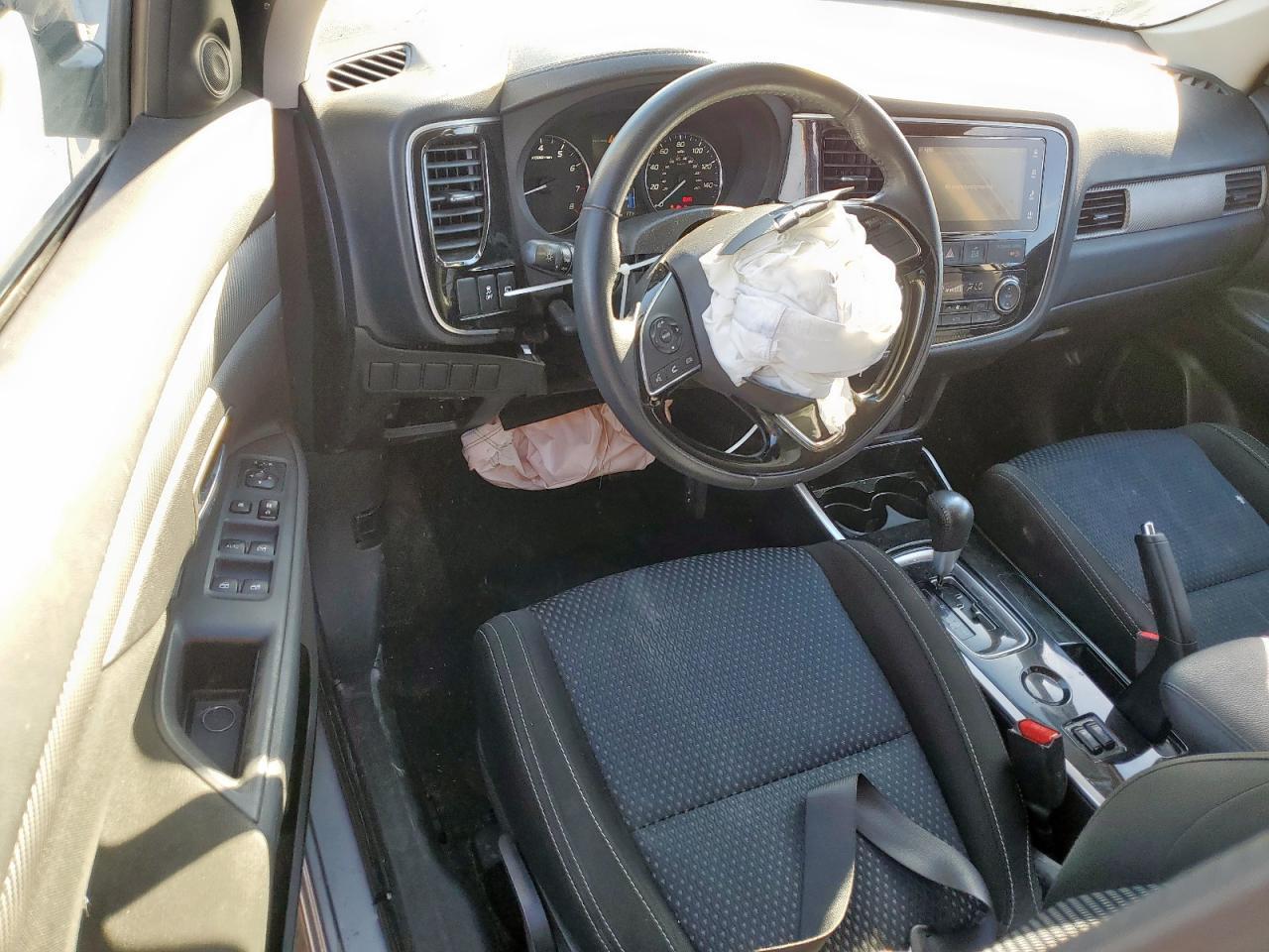 2017 MITSUBISHI outlander