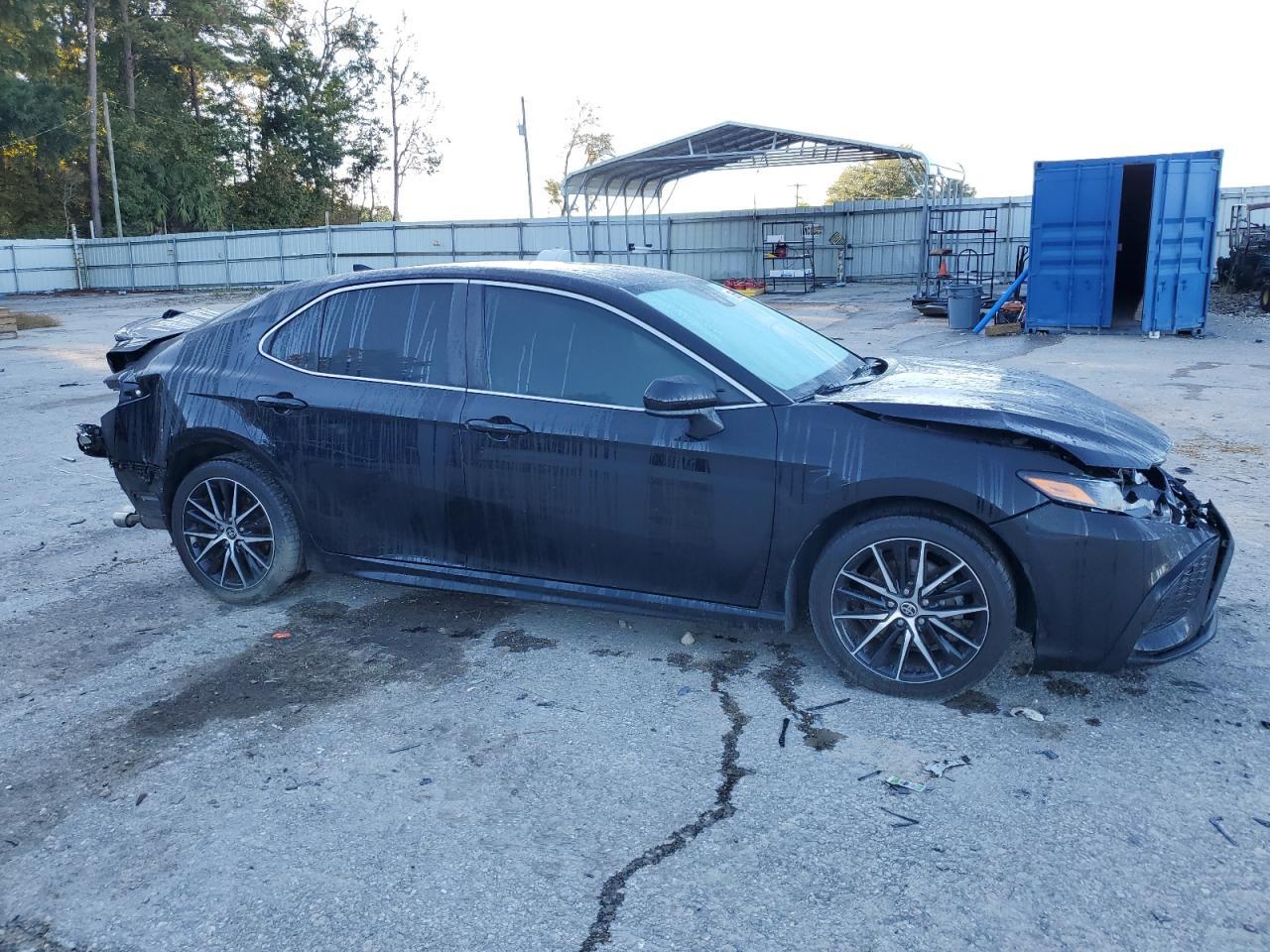 2021 TOYOTA CAMRY