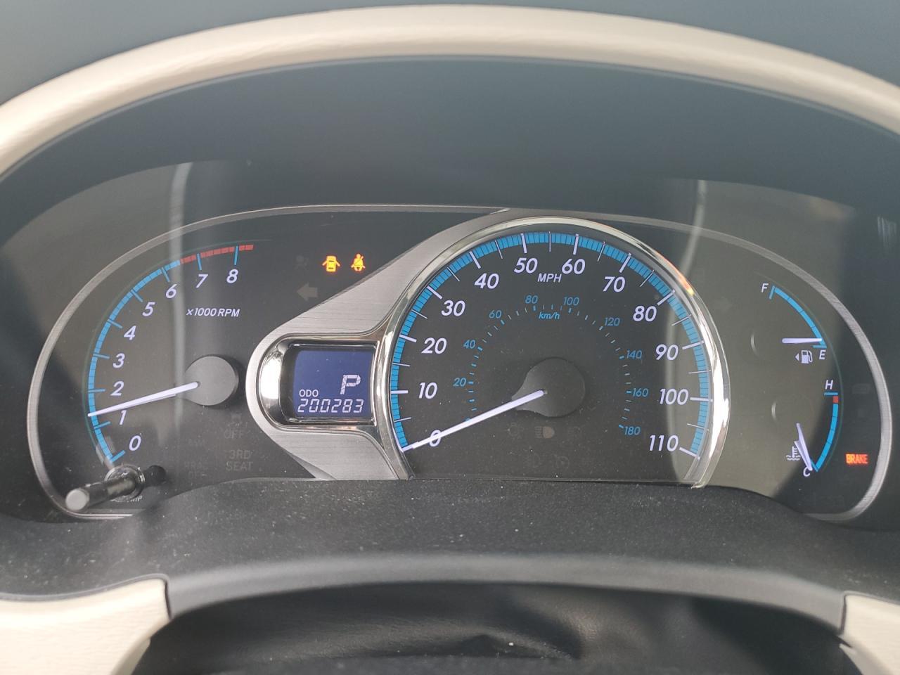 2013 TOYOTA SIENNA